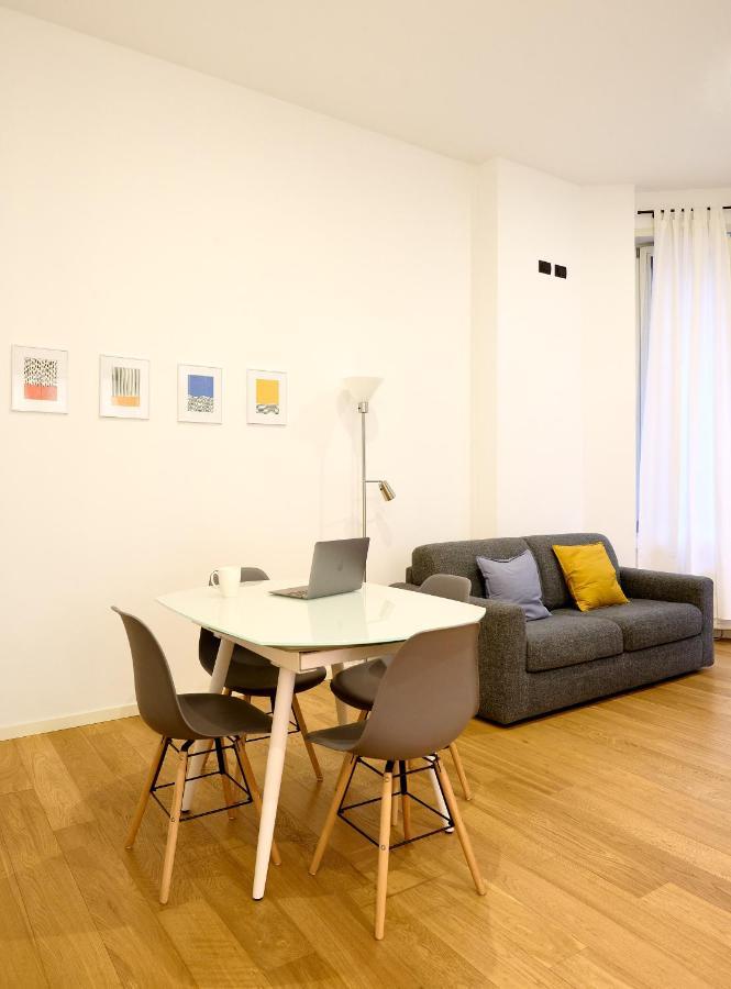 Relstay - S. Ambrogio - Charming And Modern 1Br Милан Экстерьер фото